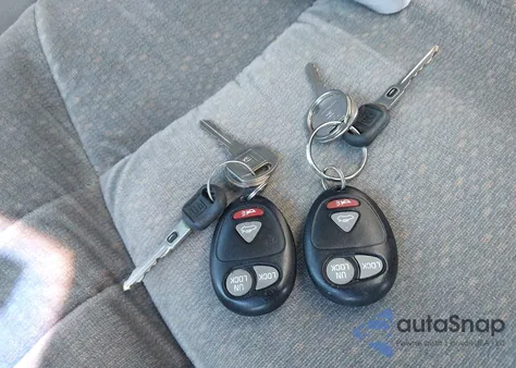 2001 Buick Century Custom из США, поврежденный, VIN 2G4WS52J311168062